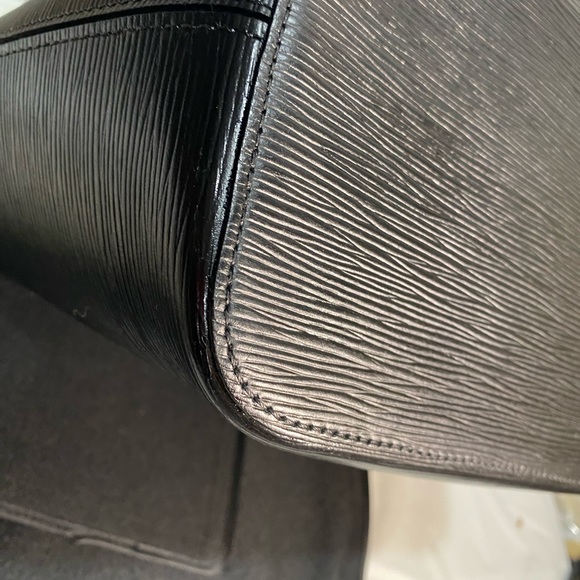 Louis Vuitton Neverfull MM Epi Noir, Mini Pochette all inclusive dust bag, box - Picture 14 of 16